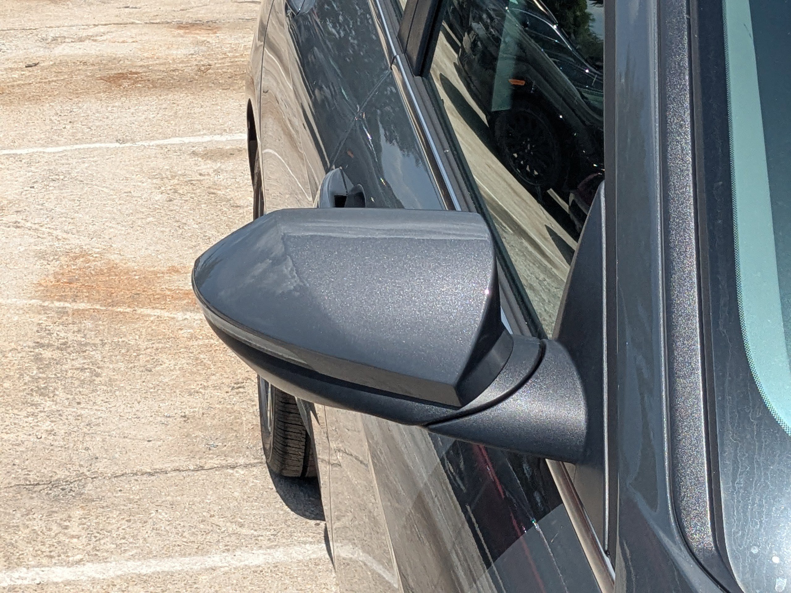 2025 Hyundai Elantra Limited - Photo 8