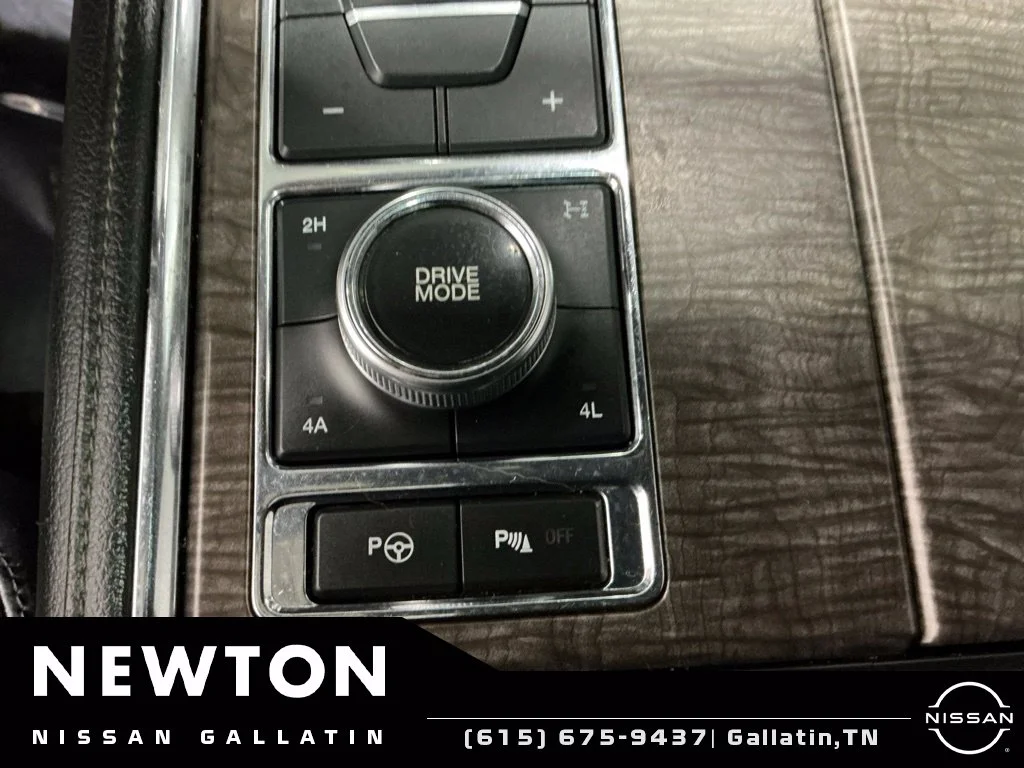Used 2018 Magnetic Ford Limited image 7