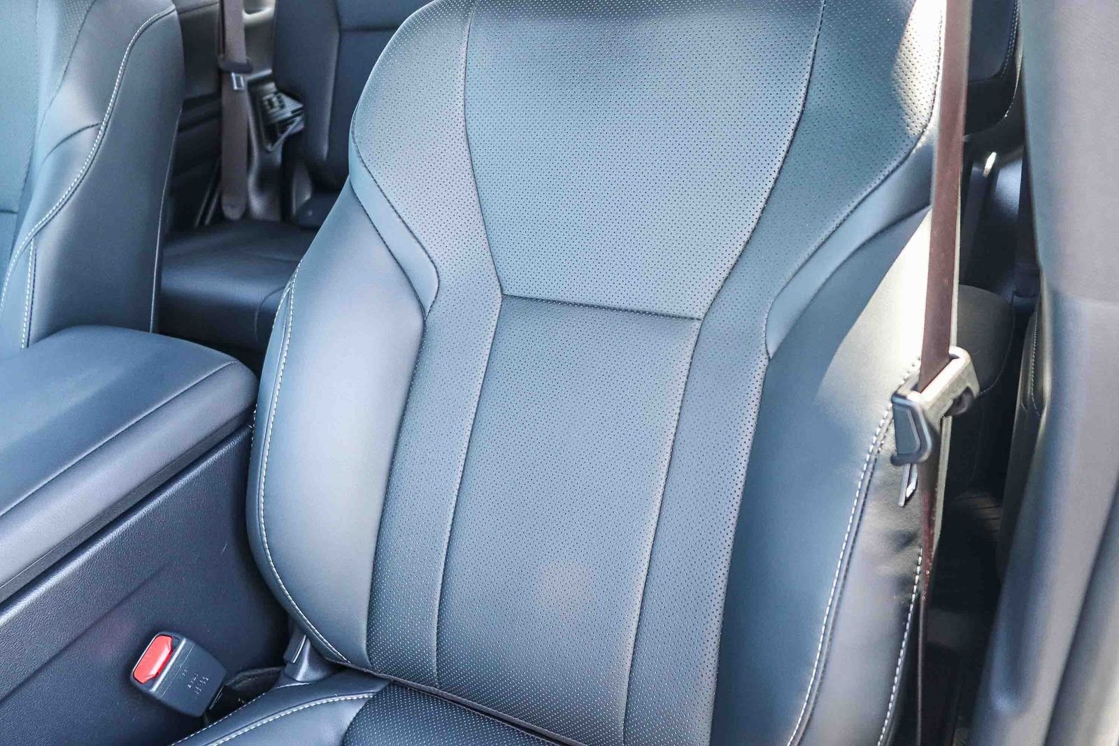Certified Used 2026 Silver Lexus 550 Premium+ image 31