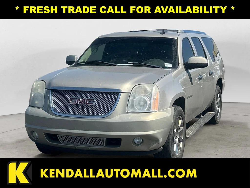 2007 GMC Yukon Denali's photo