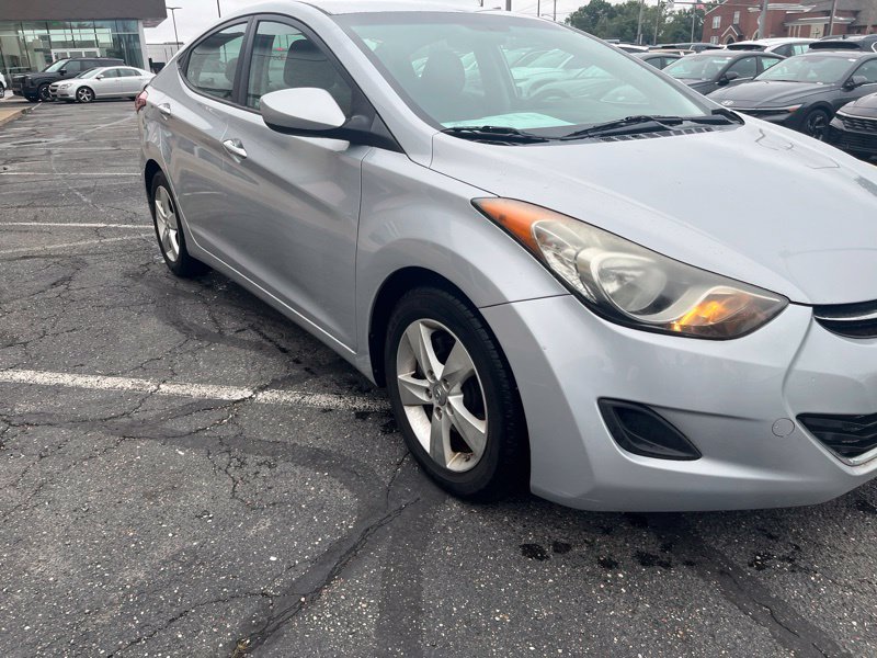 Used 2011 Silver Hyundai GLS image 3