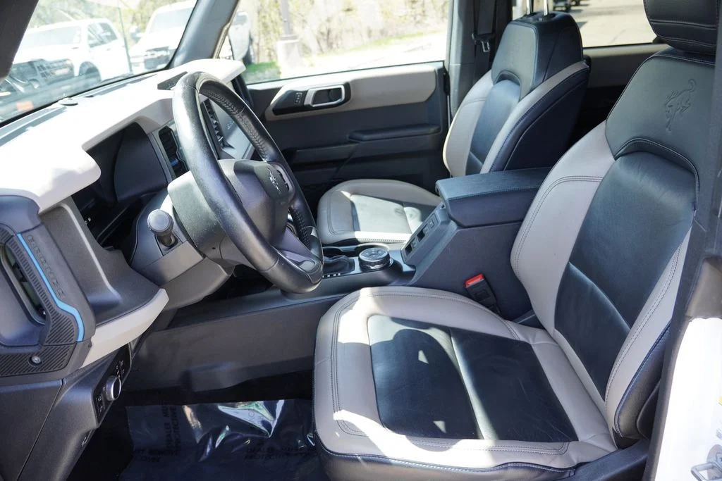 Used 2024 Oxford White Ford Wildtrak image 17