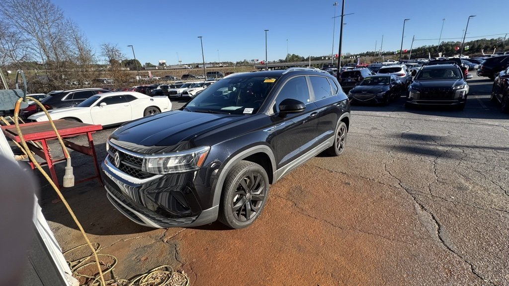 2023 Volkswagen Taos SE