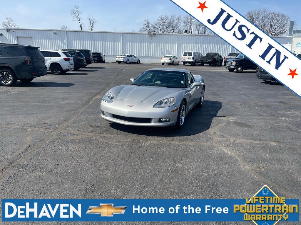Machine Silver Metallic 2007 Chevrolet Corvette Coupe RWD Coupe Rear-Wheel Drive