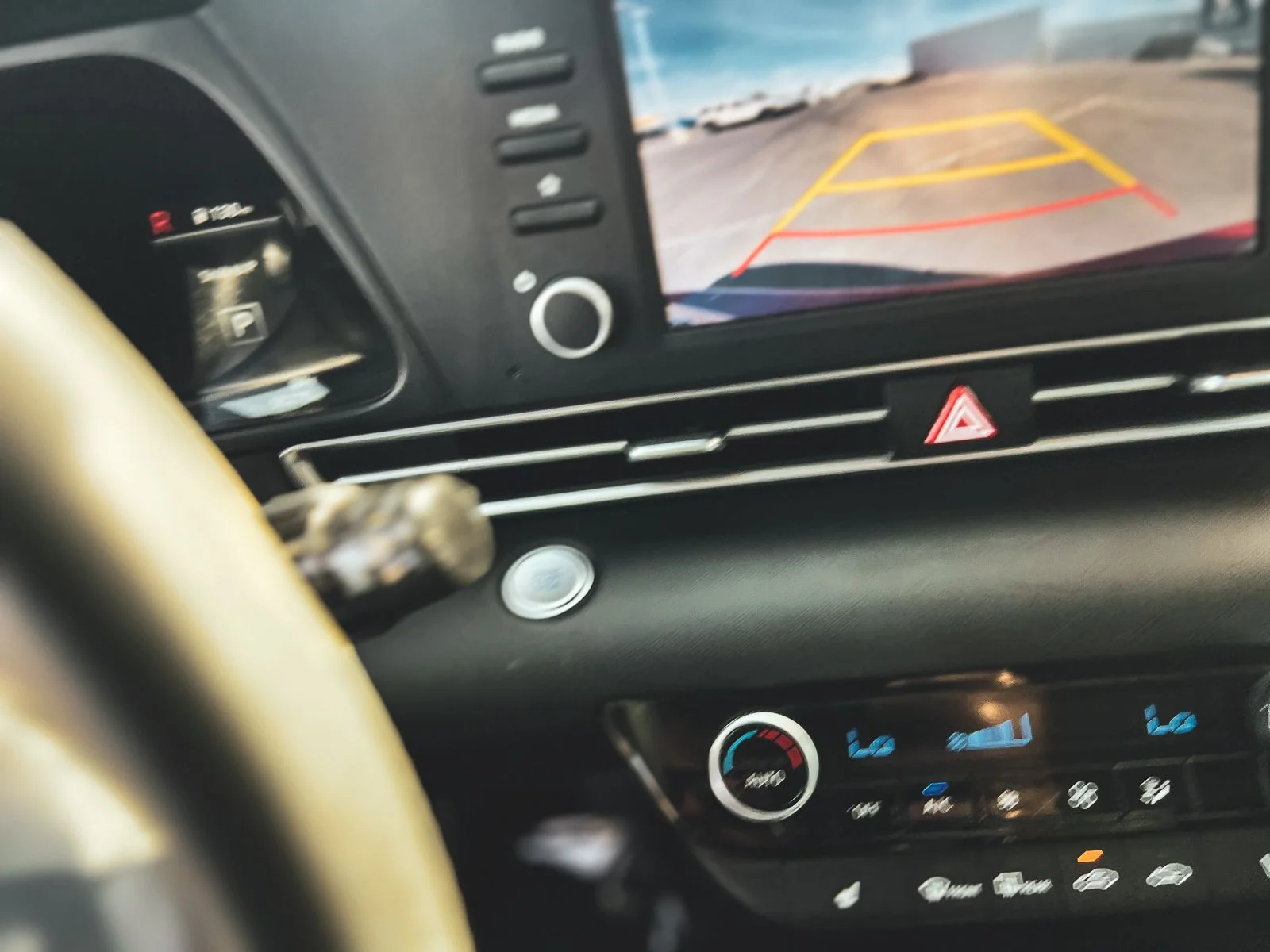2023 Hyundai Elantra Blue - Photo 19