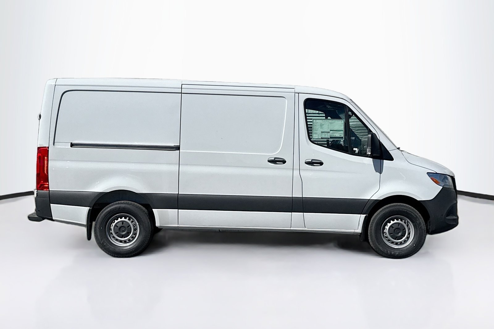 New 2026 Arctic White Mercedes-Benz  image 4