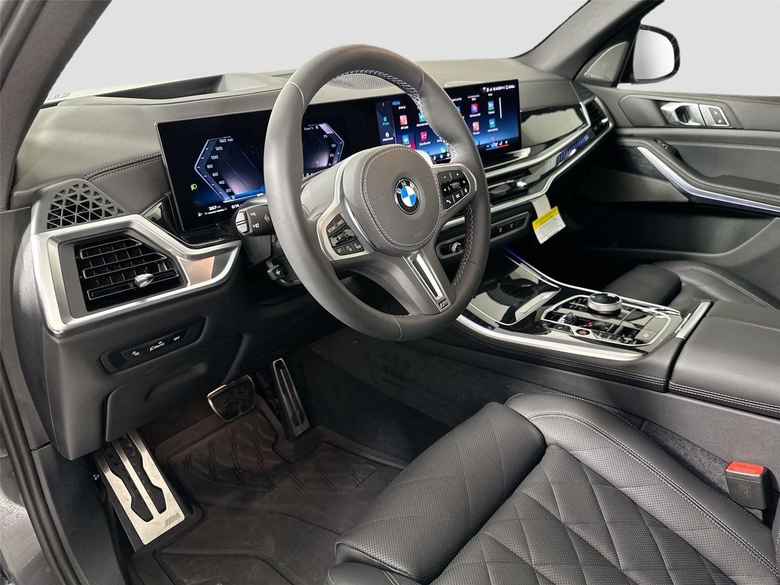 2026 BMW X5 M60i - Photo 10