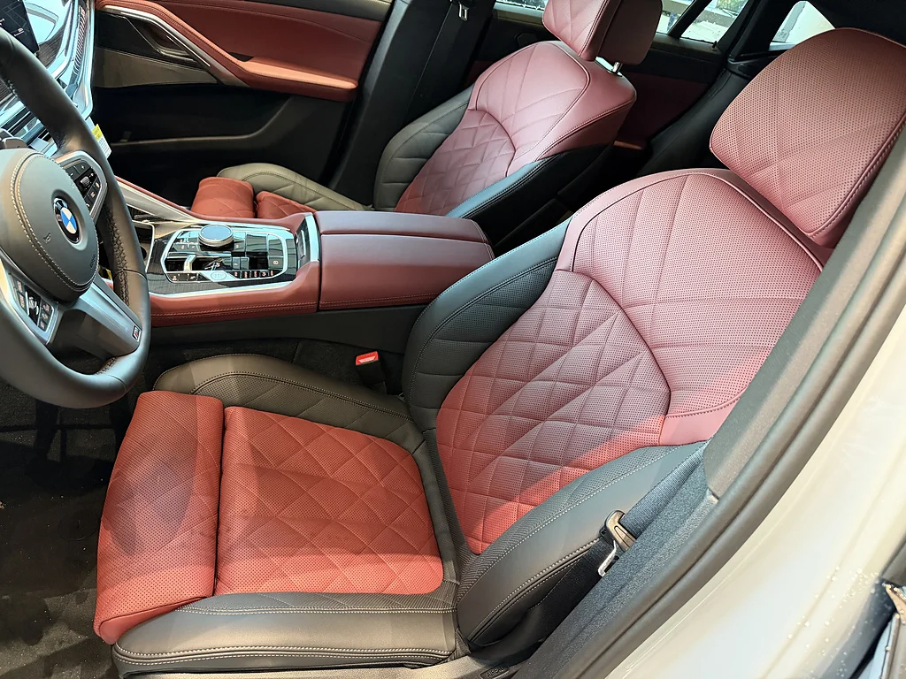 New 2027 Brooklyn Grey Metallic BMW xDrive40i image 12