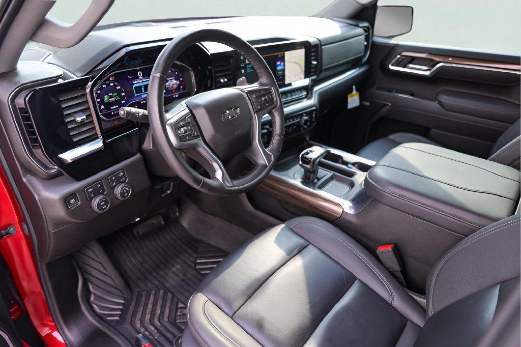 2025 Chevrolet Silverado 1500 RST - Photo 12