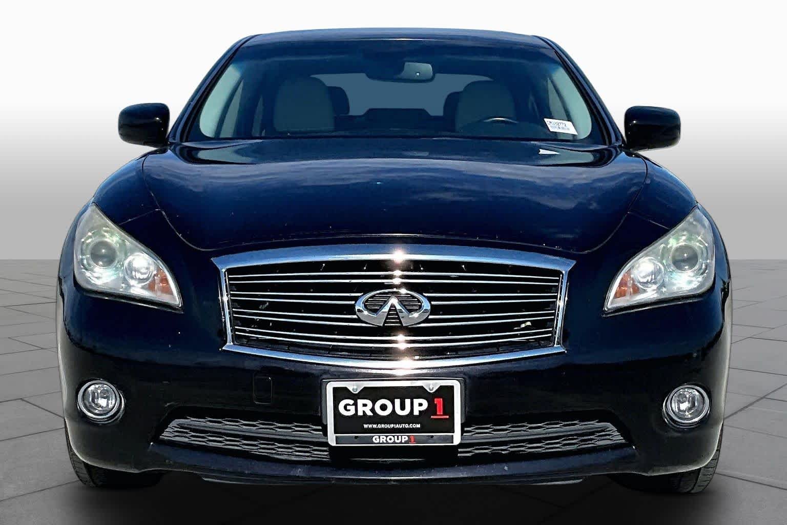 Used 2012 Malbec Black INFINITI  image 3
