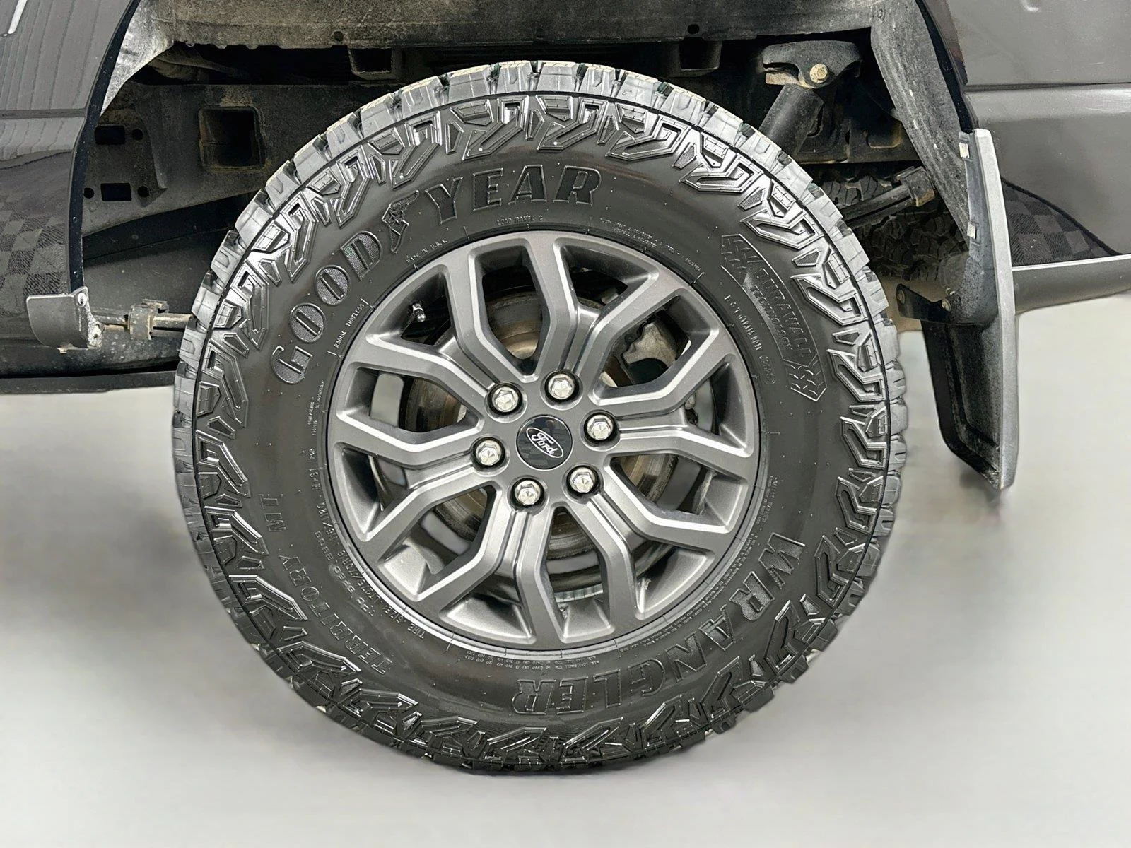 Used 2023 Agate Black Ford Tremor image 30