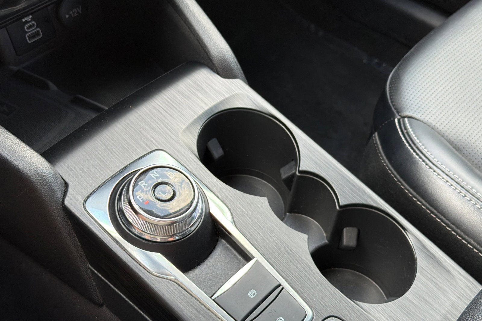 Used 2024 Blue Ford Platinum image 21