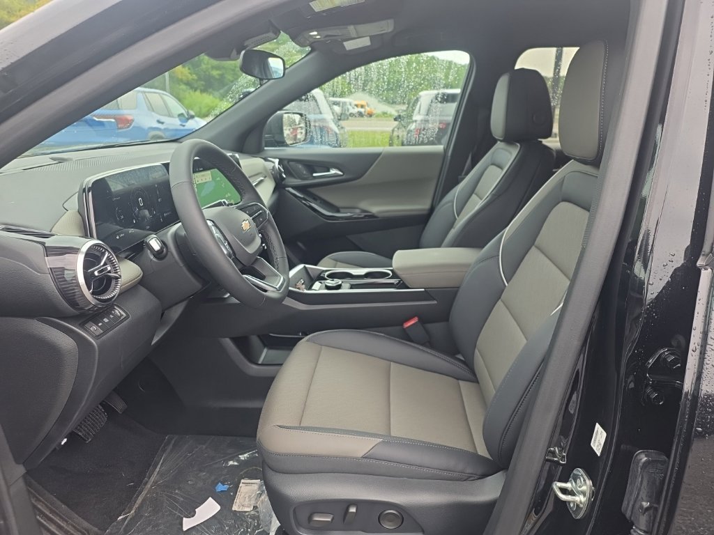 2027 Chevrolet Equinox LT - Photo 19