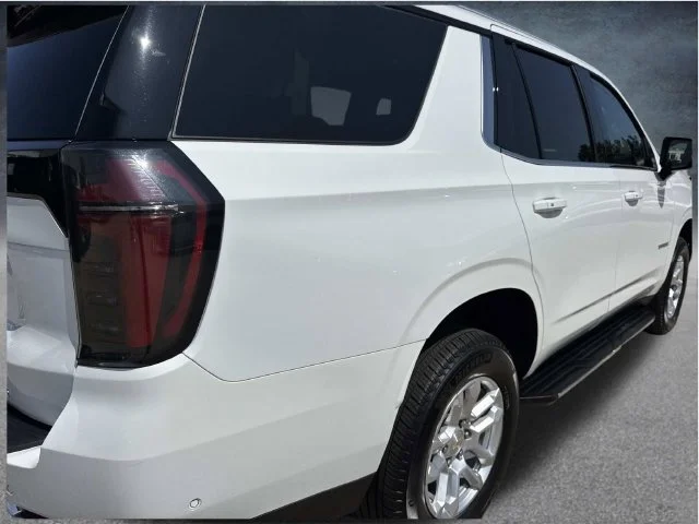 Used 2025 White Chevrolet LT image 25