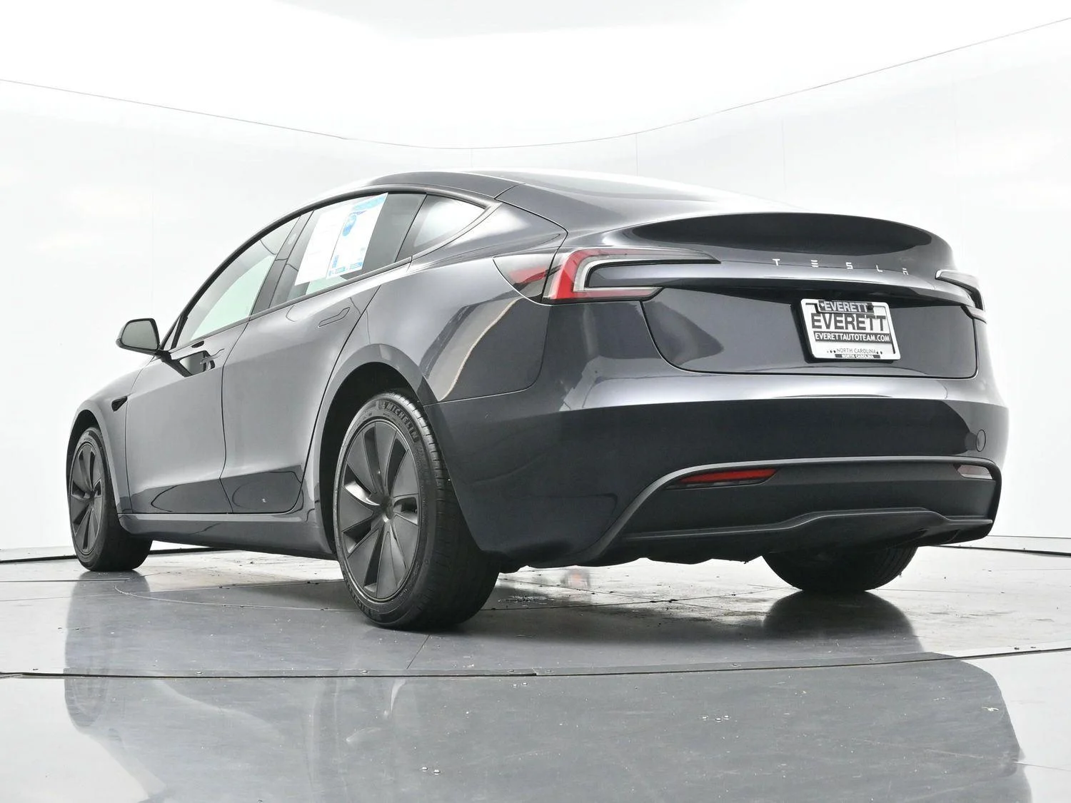Used 2025 Black Tesla Long Range image 46