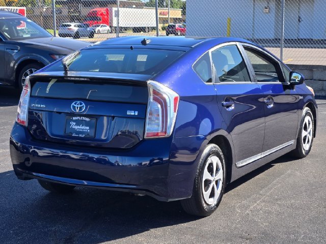 Used 2015 Blue Toyota Four image 9