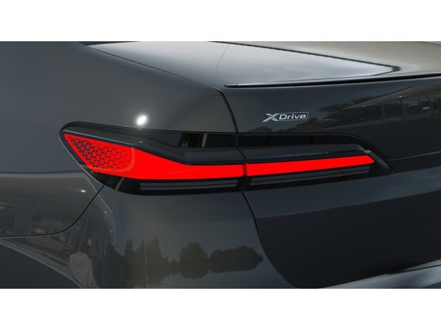New 2026 Dravit Grey Metallic BMW 760i xDrive image 8