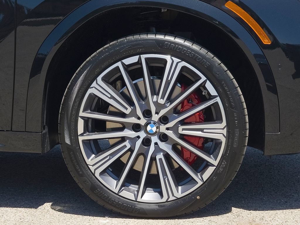 New 2026 Black Sapphire Metallic BMW xDrive28i image 5