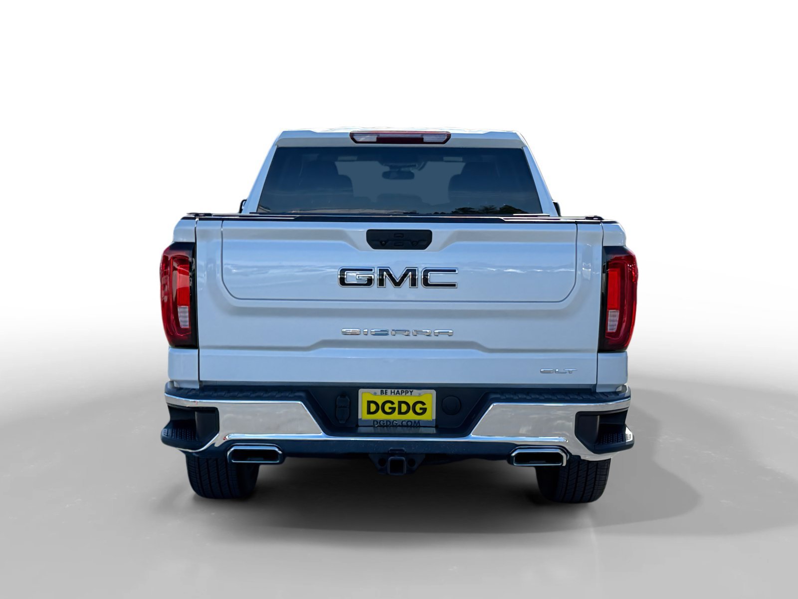 Used 2022 White Frost Tricoat GMC SLT image 4