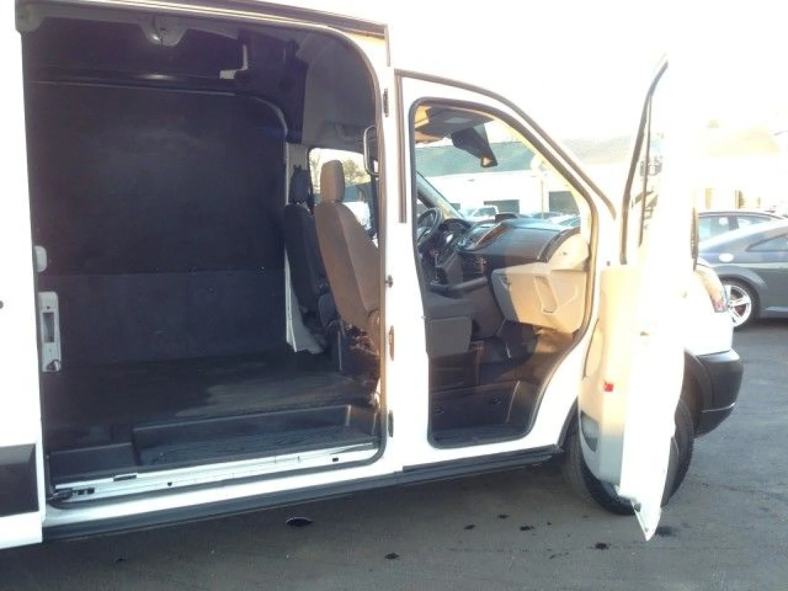 Used 2019 Oxford White Ford w/ rearCam image 38