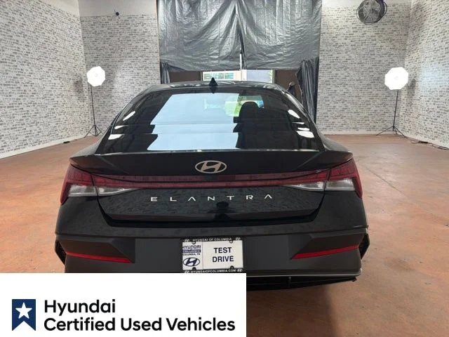 Certified Used 2025 Abyss Black Hyundai SEL Convenience image 7