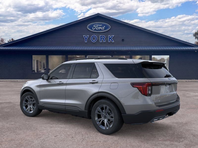 New 2026 Carbonized Gray Metallic Ford Active image 4