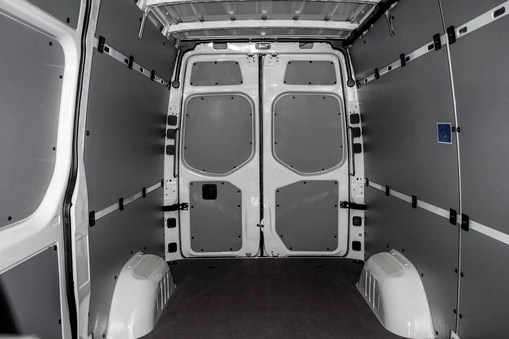 Used 2026 Arctic White Mercedes-Benz Cargo 144 WB image 19