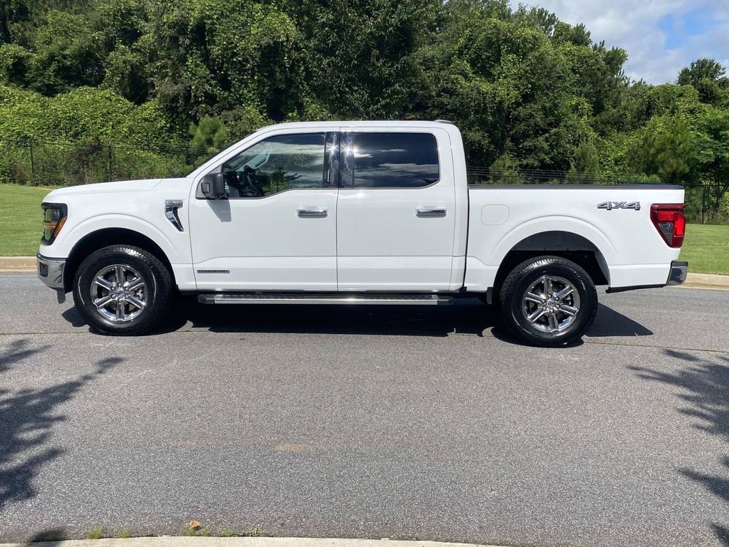 Certified Used 2024 Oxford White Ford XLT image 7