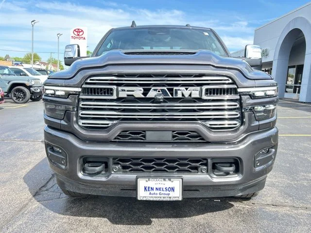 New 2026 Granite Crystal Metallic Clear-Coat Exterior Paint RAM Laramie image 2