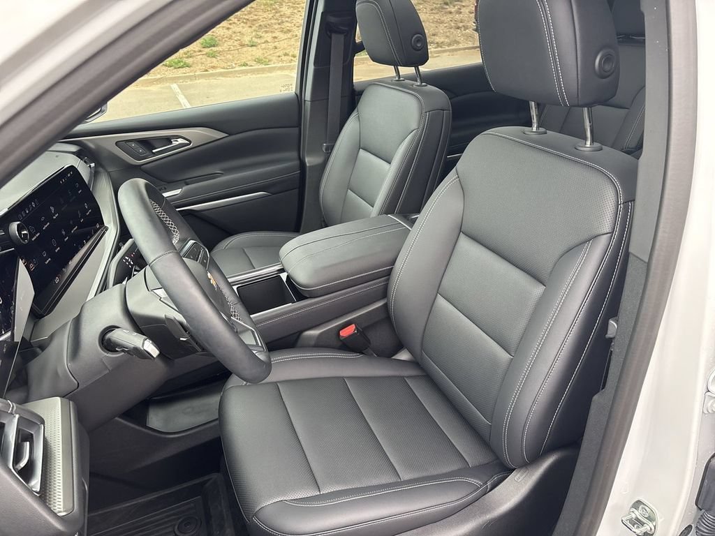 2026 Chevrolet Traverse LT - Photo 23