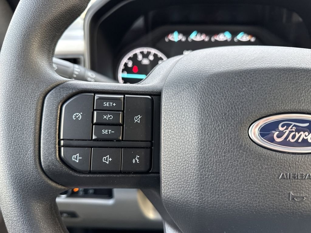 New 2025 Oxford White Ford F-350® XL image 16