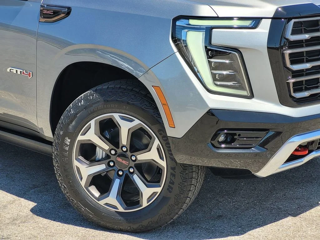 2026 GMC Yukon XL AT4 Ultimate - Photo 6