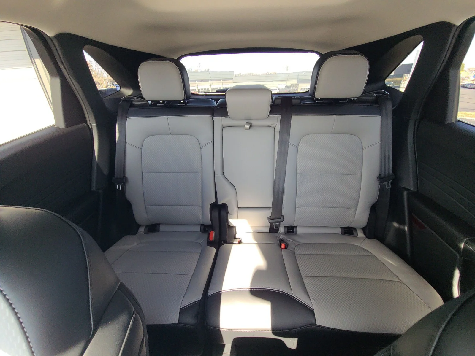 2025 Ford Escape Plug-in hybrid PHEV - Photo 14
