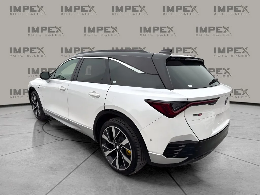 Used 2024 White Acura Type S image 3