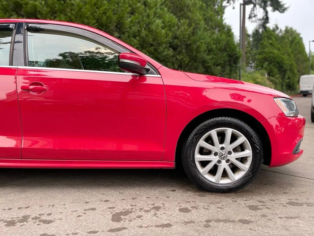 Used 2013 Volkswagen Jetta SE with VIN 3VWDX7AJ2DM399796 for sale in Gladstone, OR