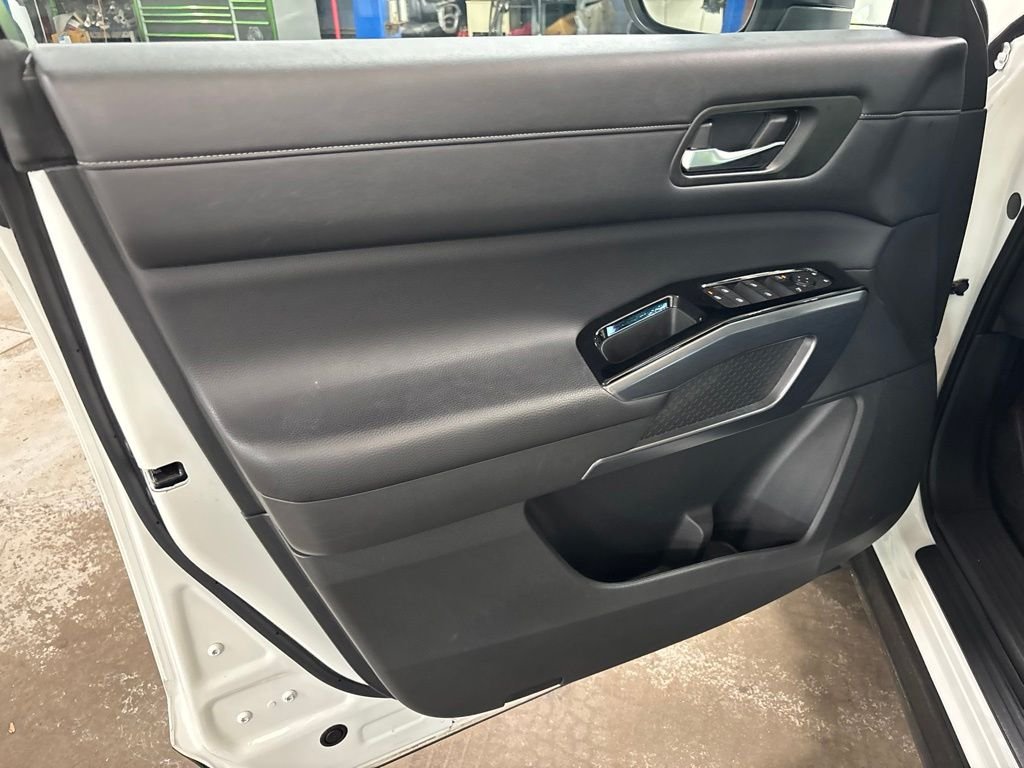 Certified Used 2024 White Nissan SL image 19