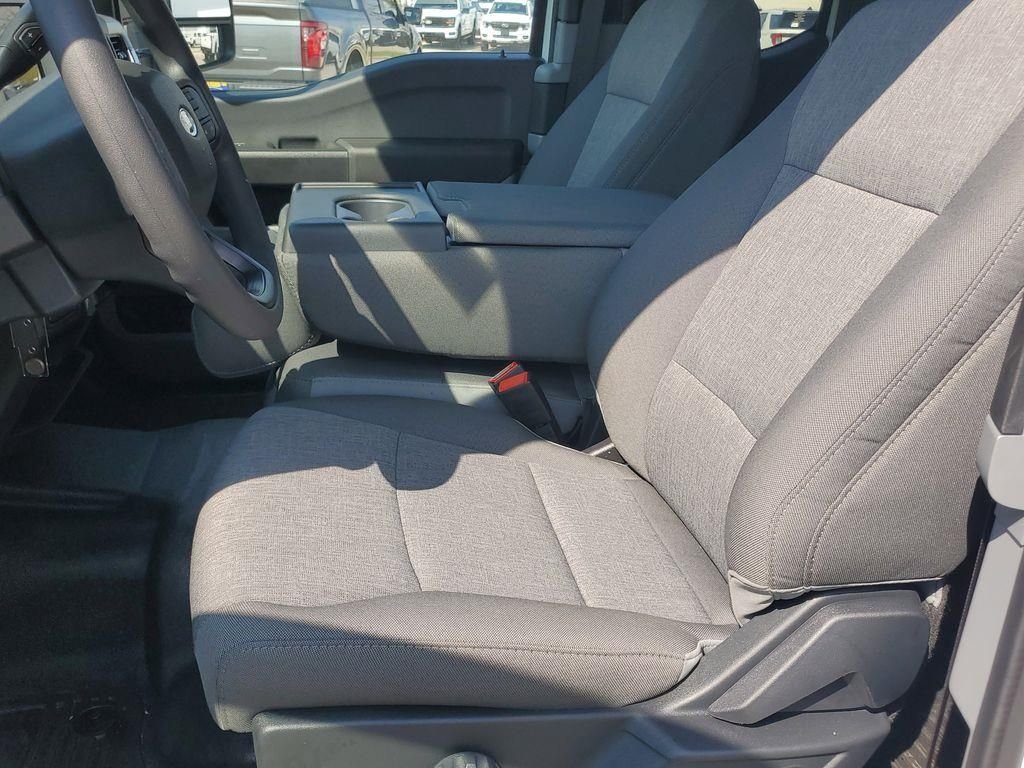 New 2026 Oxford White Ford F-550® XL image 6
