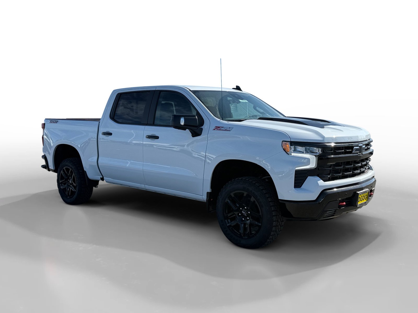 New 2026 Summit White Chevrolet LT Trail Boss image 7