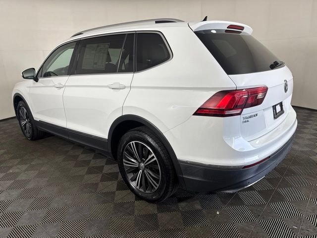 Used 2019 White Volkswagen 2.0T SEL image 6