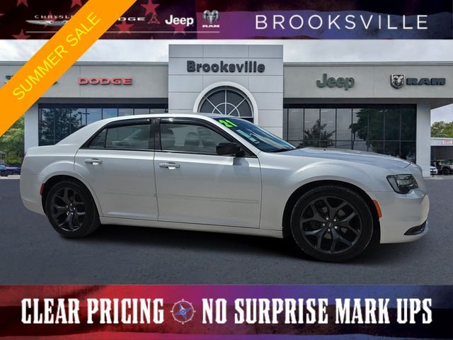 2021 Chrysler 300