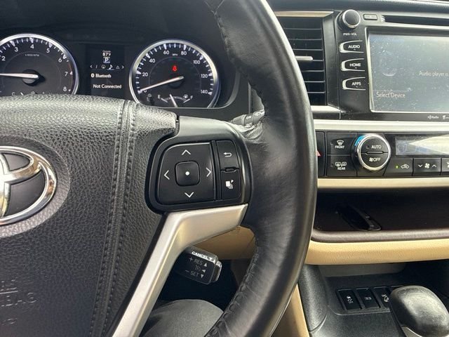 Used 2014 Blue Toyota XLE V6 image 17
