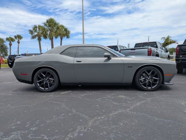 Used 2023 Destroyer Gray Clearcoat Dodge R/T image 3