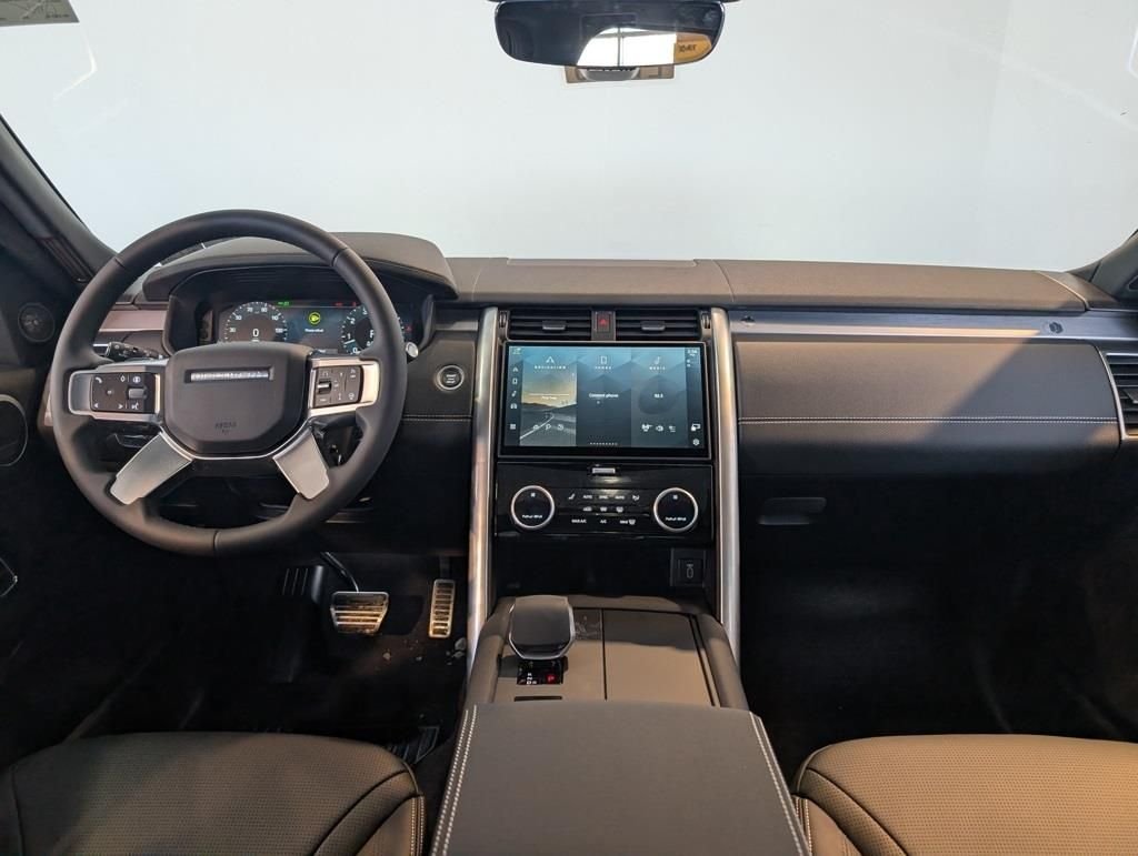 New 2026 Santorini Black Land Rover  image 13