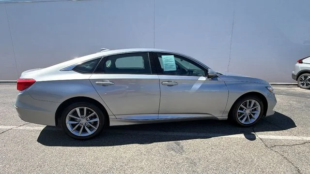 Used 2021 Silver Honda LX image 3