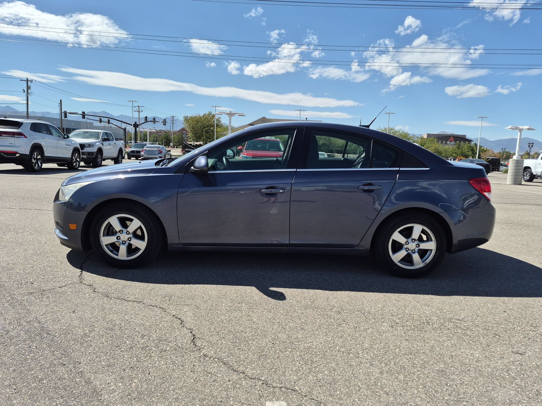 Used 2014 Atlantis Blue Metallic Chevrolet 1LT image 7