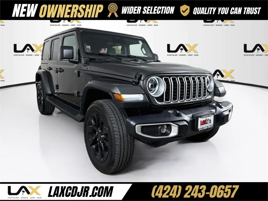 Used 2025 Gray Jeep Sahara 4xe image 1