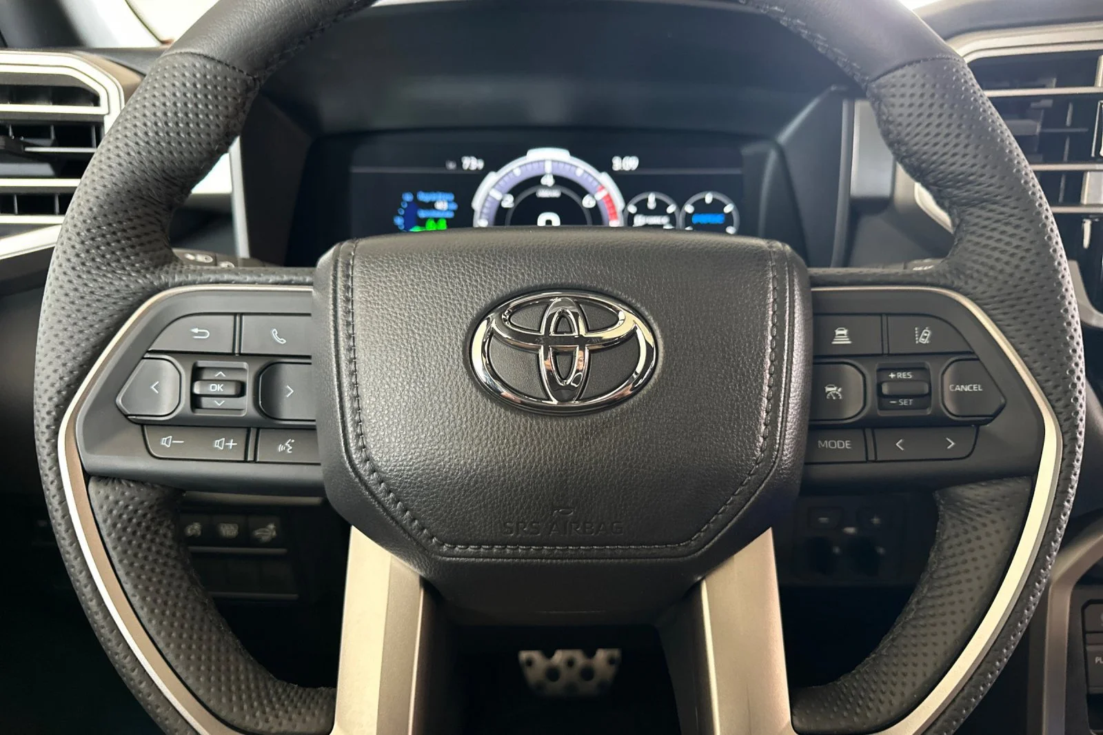 New 2026 Midnight Black Metallic Toyota SR5 image 24