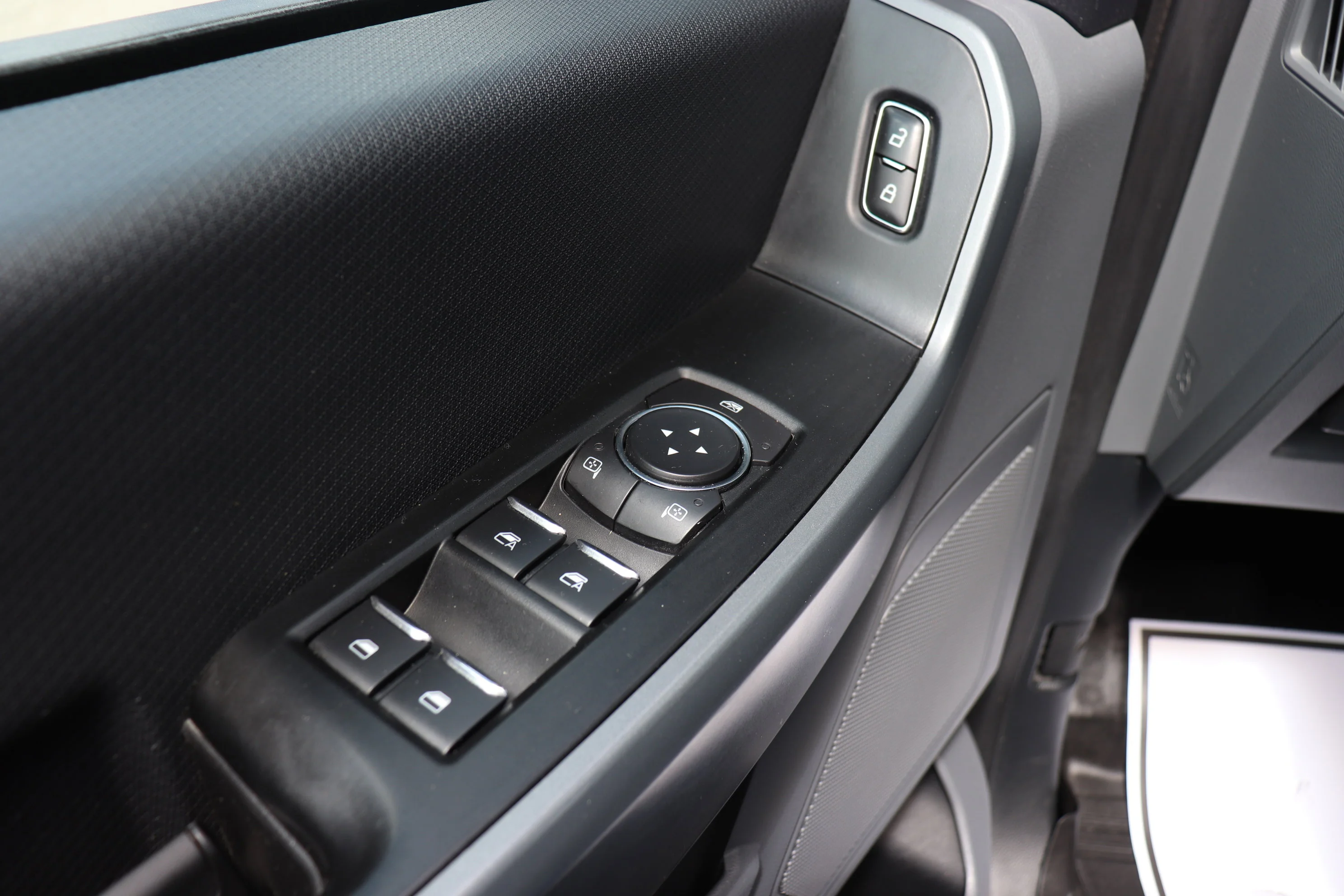 Used 2022 Gray Ford XLT 4WD SuperCrew 5.5