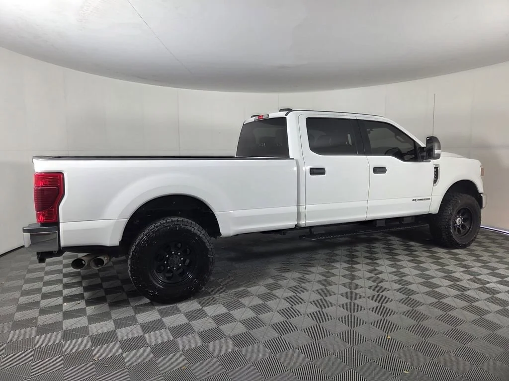 Used 2020 Oxford White Ford XLT image 6