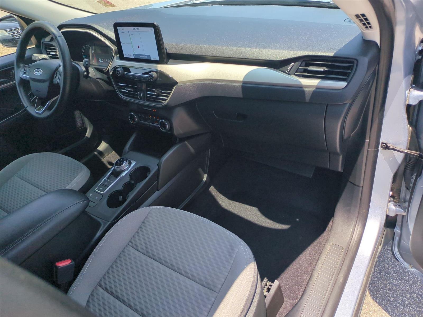Used 2022 Iced Blue Silver Ford SE image 38